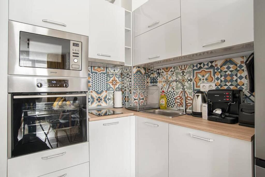 Apartament Yellow Apart @ Vitosha, Sofia Zewnętrze zdjęcie